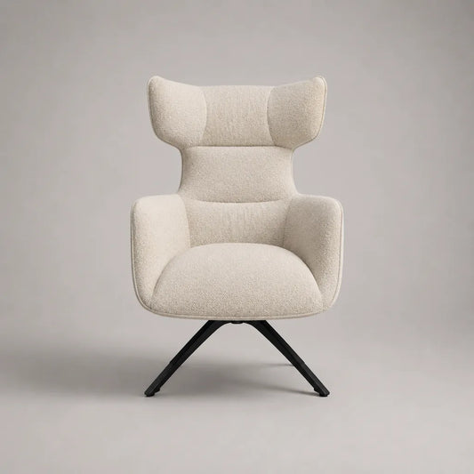 Fauteuil pivotant en tissu bouclé écru avec dossier à oreilles et piètement en acier noir, 78 × 82 × 105 cm