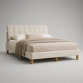 Lit double rembourré beige 160 × 200 cm avec sommier à lattes, tête de lit à panneaux verticaux et pieds en bois, 215 × 170 × 105 cm
