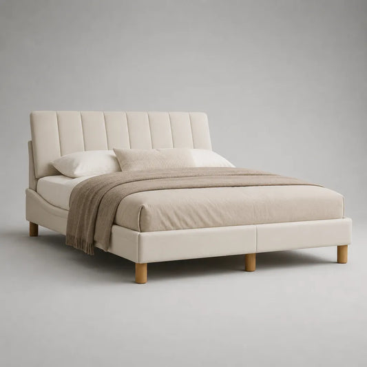 Lit double rembourré beige 160 × 200 cm avec sommier à lattes, tête de lit à panneaux verticaux et pieds en bois, 215 × 170 × 105 cm